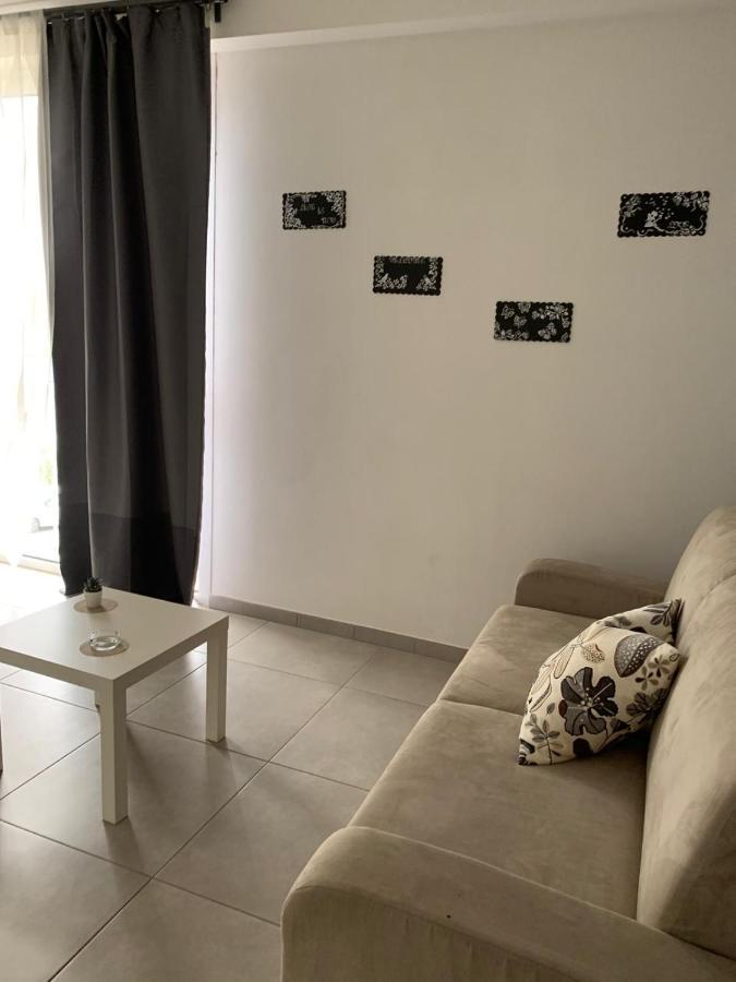 Raggio Di Sole Aparthotel San Cesareo Bagian luar foto
