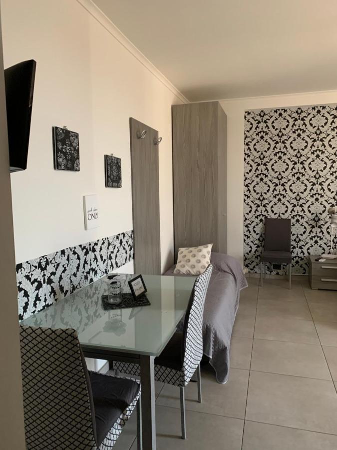 Raggio Di Sole Aparthotel San Cesareo Bagian luar foto