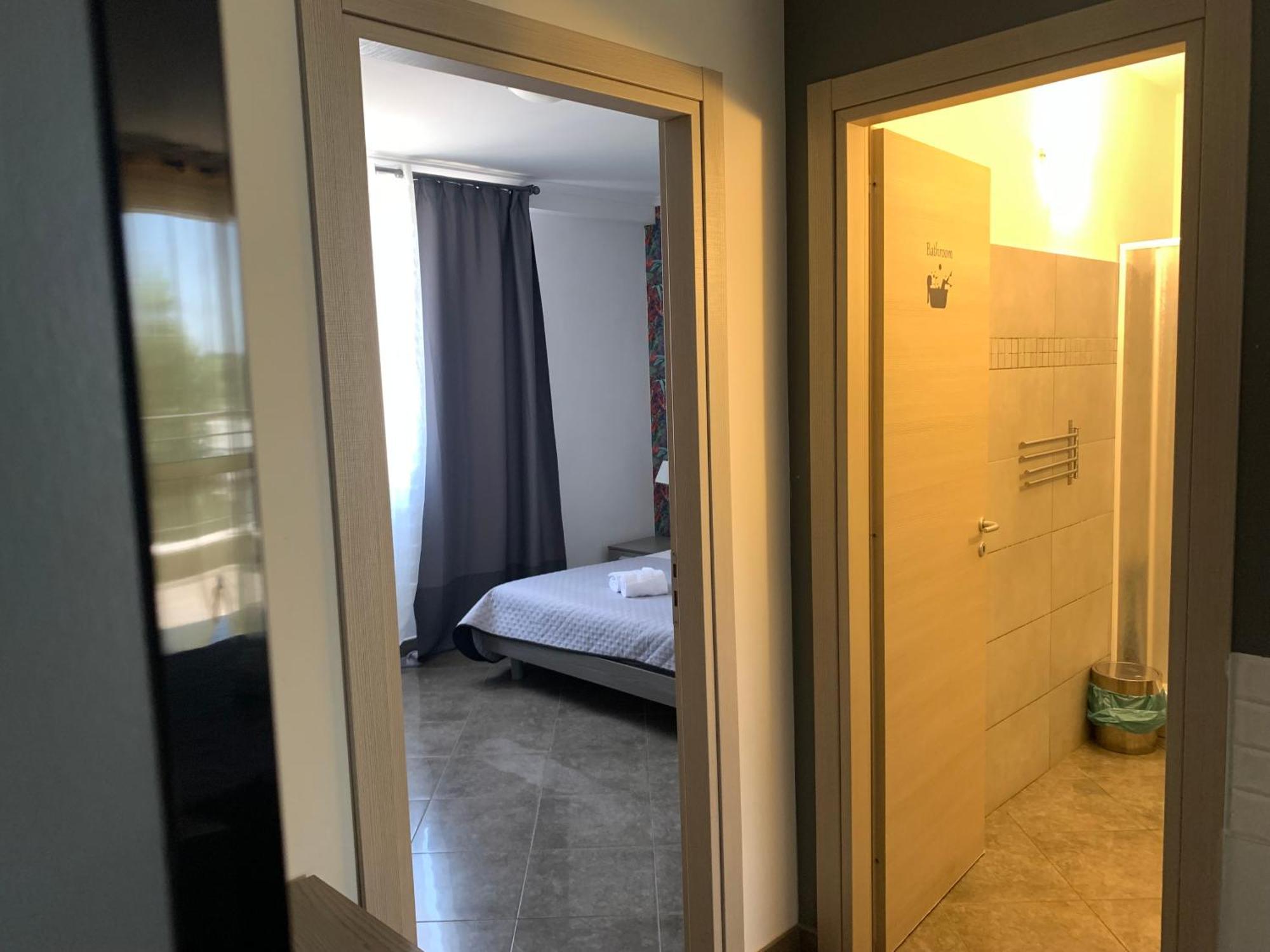 Raggio Di Sole Aparthotel San Cesareo Bagian luar foto